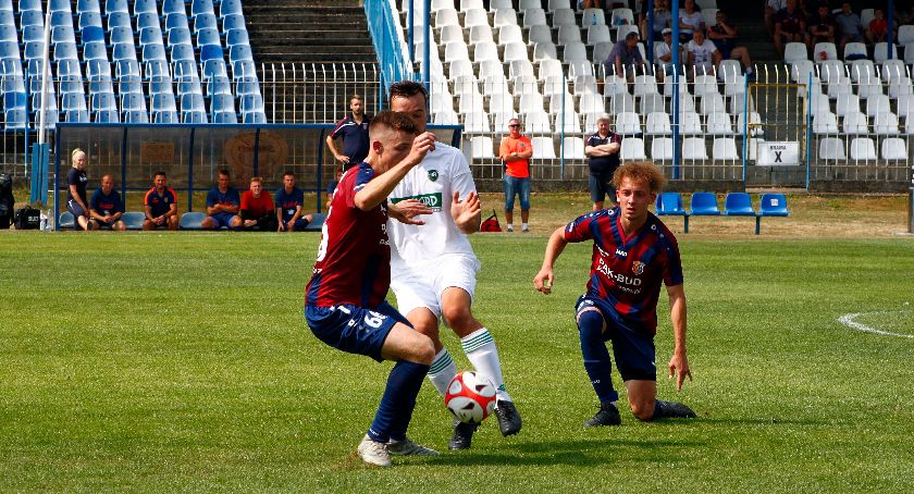 Warta wciąż bez punktów. Przegrana w starciu beniaminków