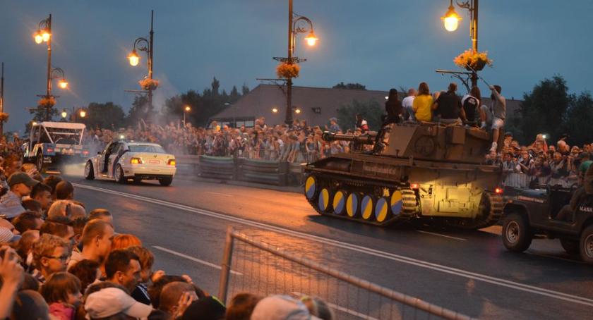 Nowości na Moto Racing Show i gro atrakcji na Koniec Lata Party