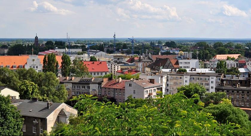 Charytatywne Andrzejki w klimacie PRL-u