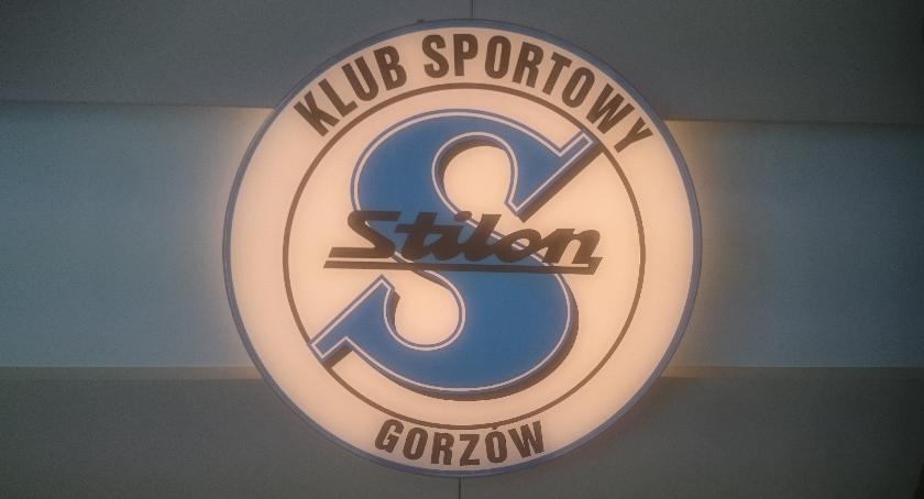 Trzy bramki dały utrzymanie Stilonu w III lidze