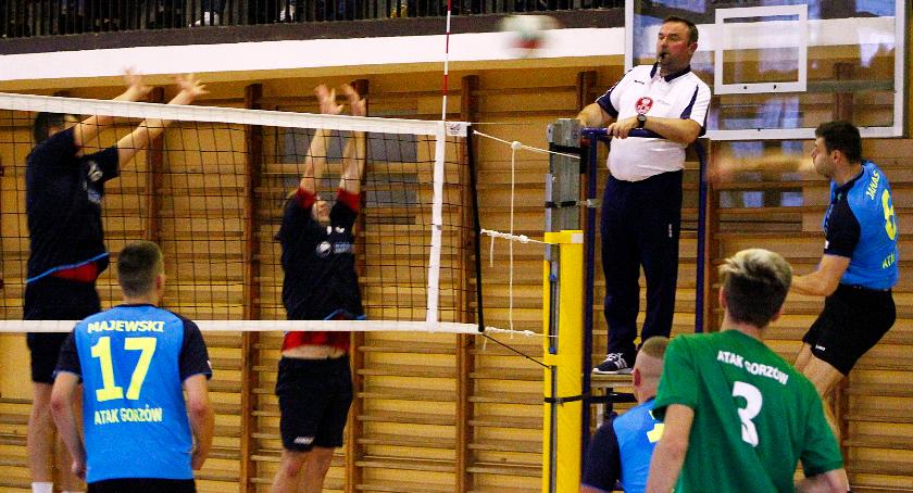 KS Atak gładko wygrał, a UKS Set przegrał