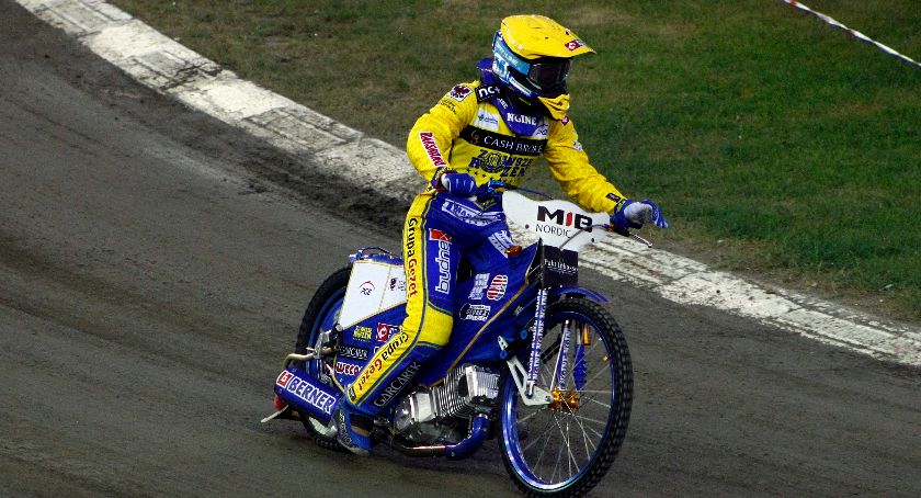 Żużlowa prezentacja, bieg, sporo lig i hitów. Ruszają kolejne rozgrywki