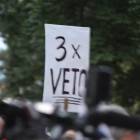 3 x veto