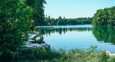 Lake Park w Łagowie – idealna miejscówka na jesienny wypoczynek