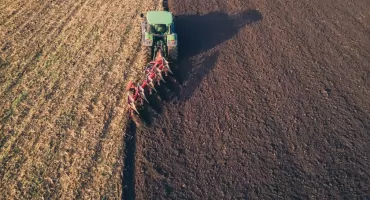Sprawne maszyny rolnicze to podstawa wydajnej pracy – jak o nie zadbać?     